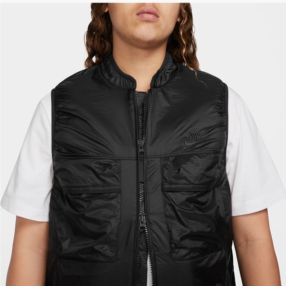 New Nike lech leece Water Repellent Utility Vest XL unisex black a two way zip - Picture 2 of 3